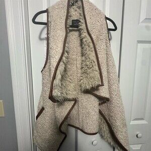 Love Tree Vest Womens L Beige Sherpa Open Front Drape Pockets Boho